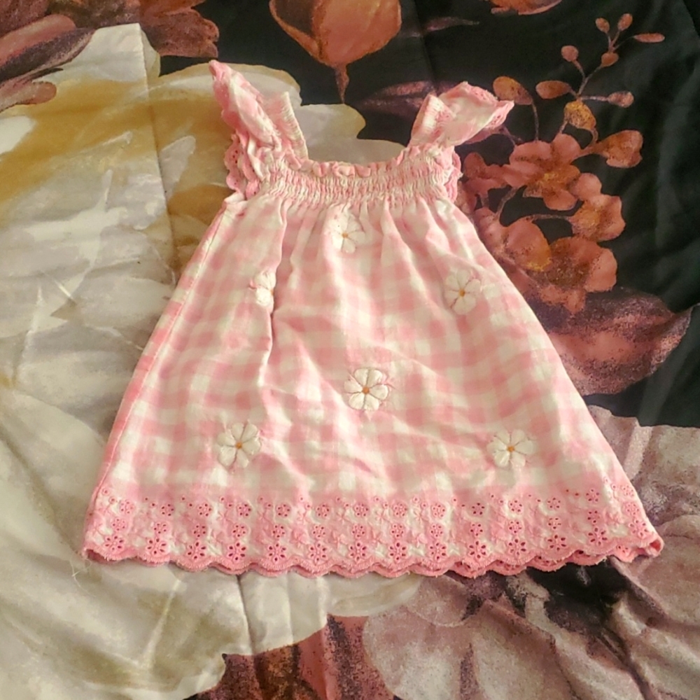 Jessica Simpson Pink and white checkered sunflower dress with matching bottoms